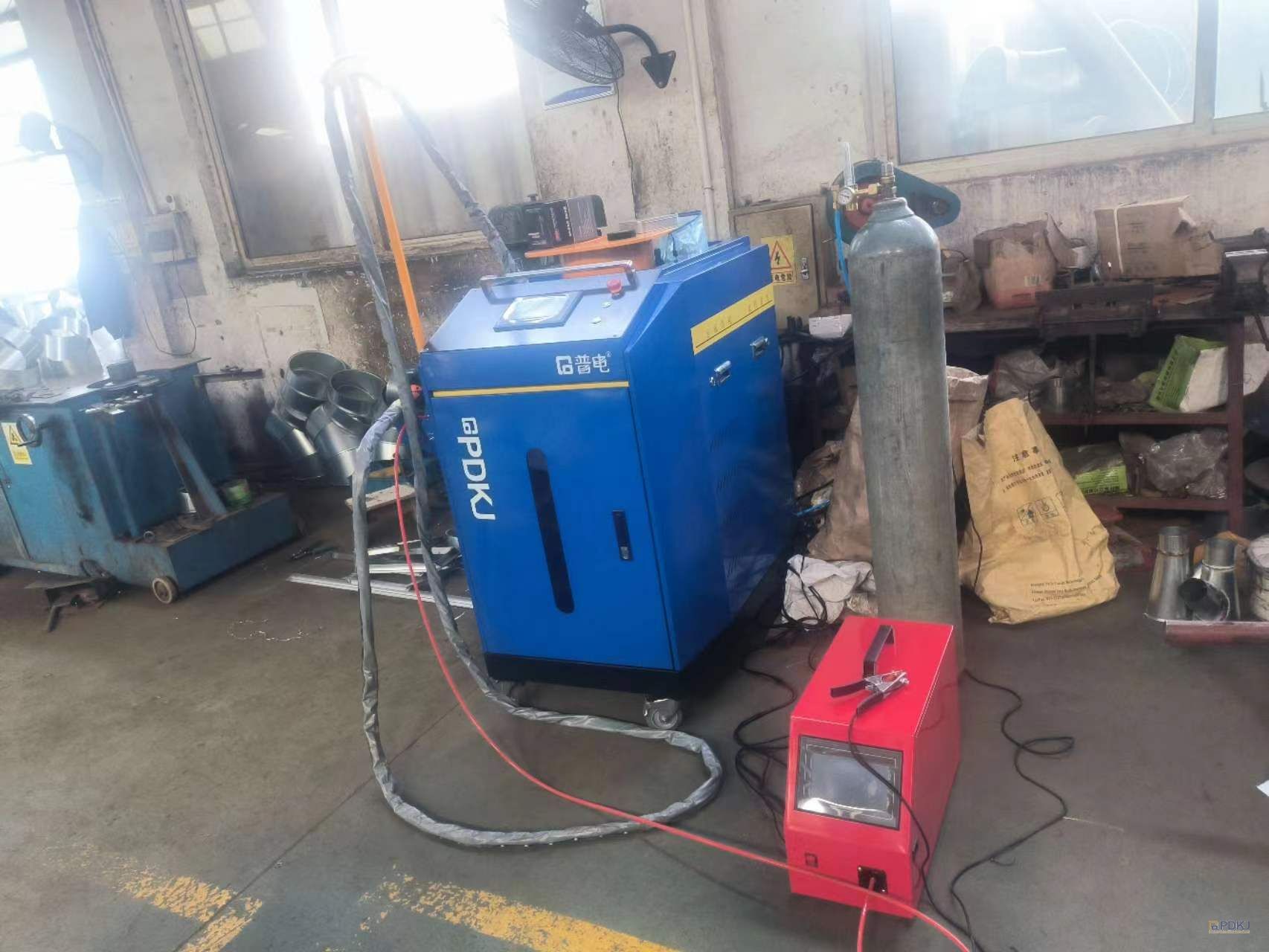 Galvanizli Sac Egzoz Kanalı Eklemelerinin Köşe Kaynağına Uygun