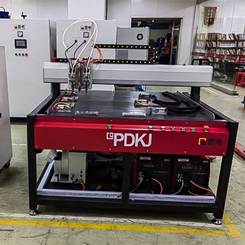 Cnc &Uuml;&ccedil; Tabancalı Otomatik Saplama Kaynak Makinesi